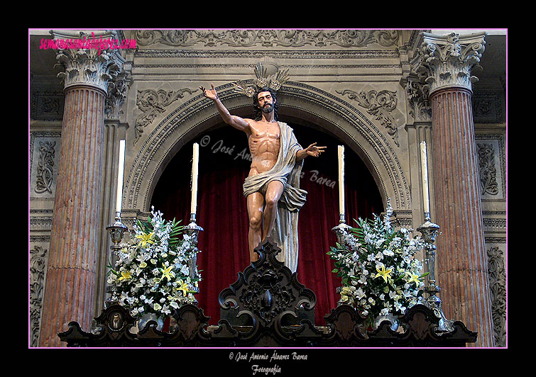Santísimo Cristo Resucitado en el Altar Mayor de la Santa e Insigne Iglesia Catedral
