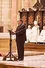 Lectura del decreto de erecciones canónicas de las Hermandades de Nuestro Padre Jesús de la Salud y Santísimo Cristo de la Sed en la Santa Iglesia Catedral (12 de enero de 2013)