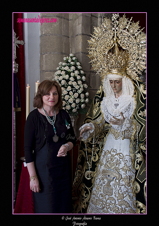 María Milagrosa Ruiz de la Villa, camarera de Nuestra Señora de la Esperanza de la Yedra