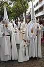 Nazarenos de la Hermandad del Transporte