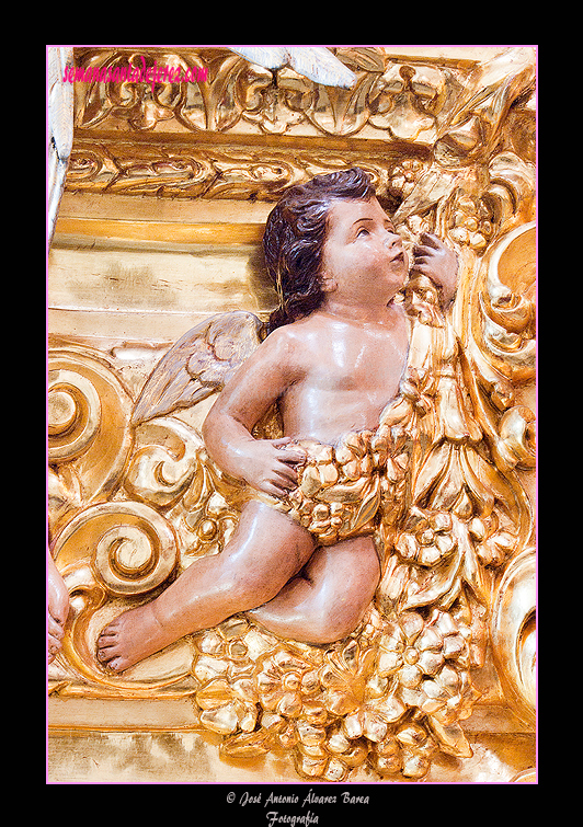 Angelito en la canastilla del Paso de Misterio de la Sagrada Cena de Nuestro Señor Jesucristo