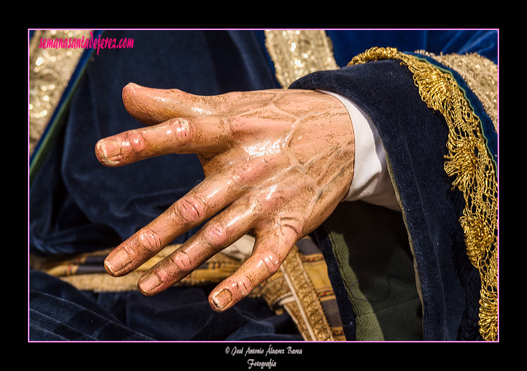 Mano izquierda de Santiago el Menor (Paso de Misterio de la Sagrada Cena)
