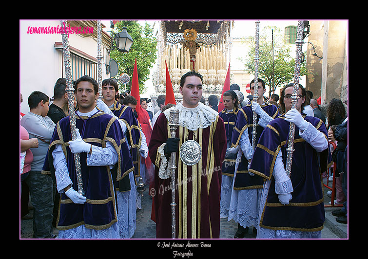 Cuerpo de Acólitos del Paso de Palio de la Hermandad de la Sagrada Cena
