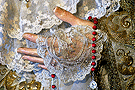 Mano izquierda de Santa María la Paz