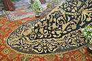 Detalle de los bordados del manto de salida de Santa María de la Paz