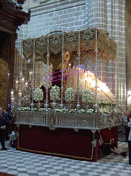 Paso de María Santísima de la Candelaria