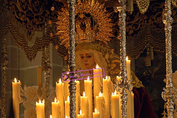 Paso de María Santísima de la Candelaria