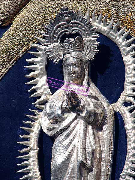 Detalle de la Inmaculada del Simpecado de la Hermandad del Cristo de la Viga