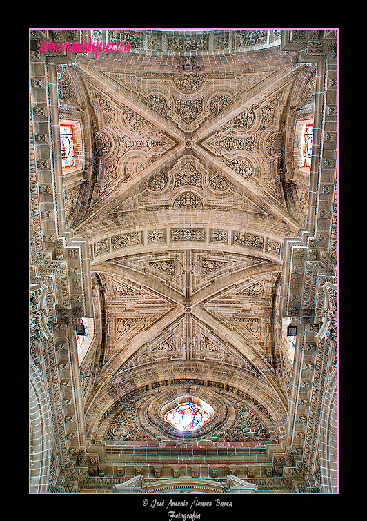 Bóvedas sobre el presbiterio (Santa Iglesia Catedral)