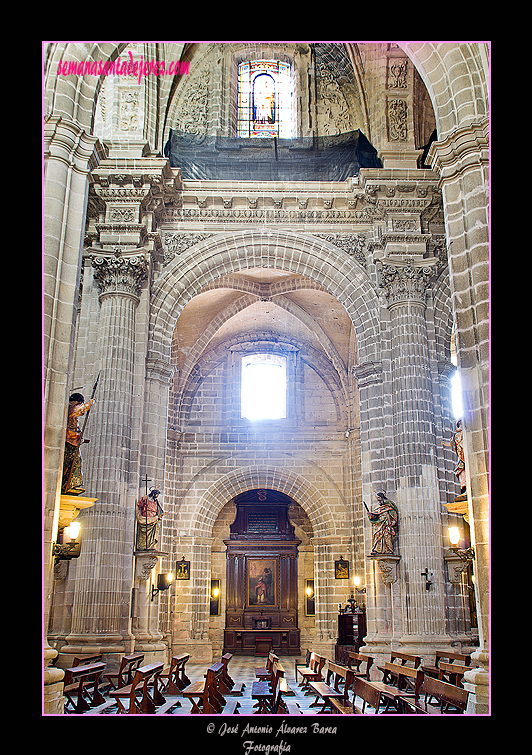 Vista del tramo del Retablo de San Caralampio desde el tramo del Retablo de San Pedro (Santa Iglesia Catedral)