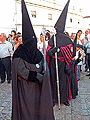 Representación de la Hermandad de la Piedad en presidencia del paso de Palio de la Hermandad del Cristo de la Viga