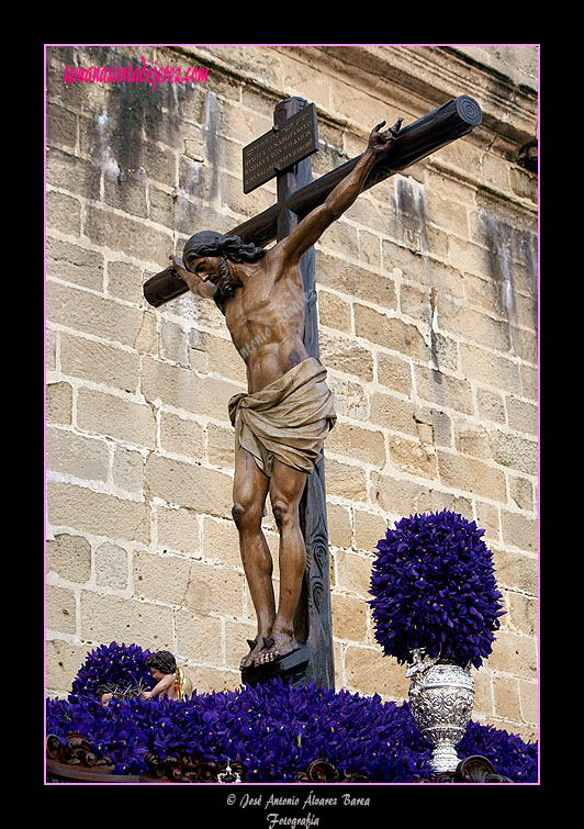 Paso del Santisimo Cristo de la Defensión