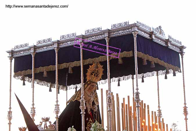 Caidas laterales del palio del paso de María Santísima de la O