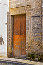 Tránsito a la calle Almendrillo de la Iglesia Parroquial de San Mateo