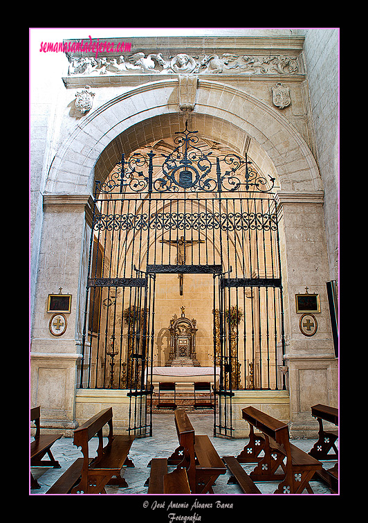 Portada de la Capilla de los Cuenca (Iglesia Conventual Dominica de Santo Domingo)