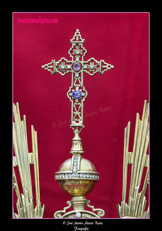 Corona de salida de Nuestra Señora del Mayor Dolor