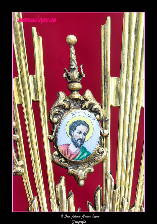 Corona de salida de Nuestra Señora del Mayor Dolor