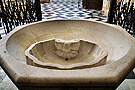 Detalle de la Pila Bautismal (Capilla Bautismal - Iglesia de San Miguel)