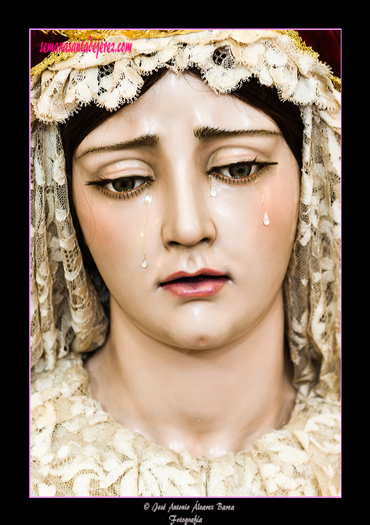 Angustia de María, Madre de la Iglesia