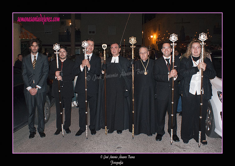 Presidencia del Paso de Misterio de la Agrupación Parroquial de Nuestro Padre Jesús de la Salud