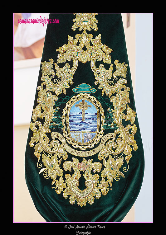 Estandarte de la Agrupación Parroquial de la Salud (San Rafael)