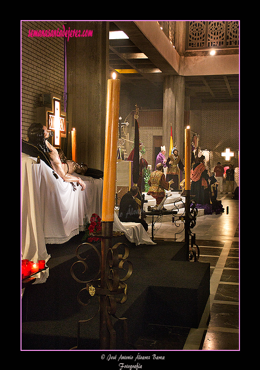 Bendición de Nuestra Señora de la Caridad y las restantes seis figuras del Paso de Misterio y Erección como Hermandad de la Sagrada Mortaja (15 de marzo de 2012).
