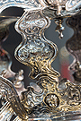 Detalle del canasto de la corona de Nuestra Señora Reina de los Ángeles
