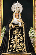 Besamanos de la María Santísima de las Tristezas (Capilla del Dulce Nombre de Jesús - Sevilla). 8 de diciembre de 2013