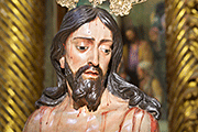 Besapiés de despedida de Nuestro Padre Jesús atado a la columna, con motivo de su retirada del Culto por su próxima restauración por parte del IAPH (Ermita del Castillo - Lebrija (Sevilla) - 5 de octubre de 2014