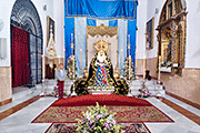 Besapiés del Santísimo Cristo Yacente (María Santísima de las Angustias) (Iglesia de Nuestra Señora del Carmen - Sanlúcar de Barrameda (Cádiz) - 2 de noviembre de 2014