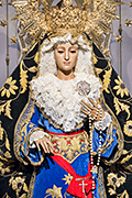 Besapiés del Santísimo Cristo Yacente (María Santísima de las Angustias) (Iglesia de Nuestra Señora del Carmen - Sanlúcar de Barrameda (Cádiz) - 2 de noviembre de 2014