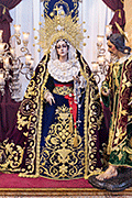 Besamanos de María Santísima de la Trinidad, con motivo del Triduo Eucarístico con motivo de la Festividad de la Santísima Trinidad, durante los dias del mismo (Iglesia de Sagrario de la Santa Cruz (Catedral Vieja) - Cádiz). 11, 12 y 13 de junio de 2014