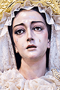 Besamanos de María Santísima de la Trinidad, con motivo del Triduo Eucarístico con motivo de la Festividad de la Santísima Trinidad, durante los dias del mismo (Iglesia de Sagrario de la Santa Cruz (Catedral Vieja) - Cádiz). 11, 12 y 13 de junio de 2014