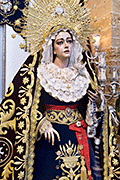 Besamanos de María Santísima de la Trinidad, con motivo del Triduo Eucarístico con motivo de la Festividad de la Santísima Trinidad, durante los dias del mismo (Iglesia de Sagrario de la Santa Cruz (Catedral Vieja) - Cádiz). 11, 12 y 13 de junio de 2014