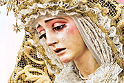 Besamanos de María Santísima del Rosario en sus Misterios Dolorosos (Iglesia de Sagrario de la Santa Cruz (Catedral Vieja) - Cádiz). 12 de octubre de 2013