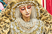 Besamanos de María Santísima del Rosario en sus Misterios Dolorosos (Iglesia de Sagrario de la Santa Cruz (Catedral Vieja) - Cádiz). 12 de octubre de 2013