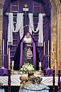 Besapiés del Santísimo Cristo Yacente (Iglesia del Sagrario de la Santa Cruz (Catedral Vieja) - Cádiz) - 31 de octubre de 2014