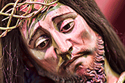 Besapiés de Nuestro Padre Jesús Nazareno (Iglesia de San Agustín) (Arcos de la Frontera (Cádiz). 7 de marzo de 2014.