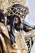 Besapiés del Santísimo Cristo del Vera-Cruz (Iglesia del Hospital de San Juan de Dios) (Arcos de la Frontera - Cádiz). Domingo de Ramos, 13 de abril de 2014