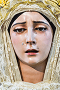 Besapiés del Santísimo Cristo Yacente (Iglesia Mayor Prioral) (El Puerto de Santa María (Cádiz). 16 de marzo de 2014