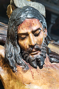 Besapiés del Santísimo Cristo Yacente (Iglesia Mayor Prioral) (El Puerto de Santa María (Cádiz). 2 de noviembre de 2013