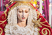 Besamanos de María Santísima del Dulce Nombre tras su Bendición el dia anterior (Bonanza - Sanlúcar de Barrameda)  (23 de febrero de 2014)