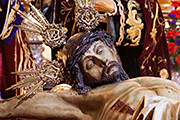 Besapiés del Santísimo Cristo de los Milagros (Iglesia de Santo Domingo) (Sanlúcar de Barrameda (Cádiz). 2 de marzo de 2014.