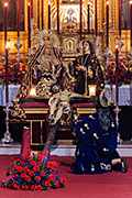 Besapiés del Santísimo Cristo de los Milagros (Iglesia de Santo Domingo) (Sanlúcar de Barrameda (Cádiz). 2 de marzo de 2014.