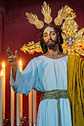 Besapiés del Santísimo Cristo Resucitado (Iglesia de San Francisco) (Sanlúcar de Barrameda (Cádiz). 2 de marzo de 2014.