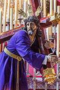 Besapiés de Nuestro Padre Jesús del Consuelo (Iglesia de Nuestra Señora del Carmen) (Sanlúcar de Barrameda (Cádiz). 5 de marzo de 2014.