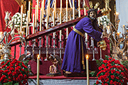 Besapiés de Nuestro Padre Jesús del Consuelo (Iglesia de Nuestra Señora del Carmen) (Sanlúcar de Barrameda (Cádiz). 5 de marzo de 2014.