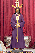 Besapiés de Nuestro Padre Jesús Cautivo (Iglesia de Nuestra Señora de los Desamparados). 7 de marzo de 2014.