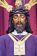 Besapiés de Nuestro Padre Jesús Cautivo (Iglesia de Nuestra Señora de los Desamparados). 7 de marzo de 2014.