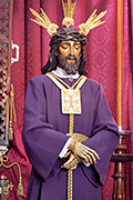 Besapiés de Nuestro Padre Jesús Cautivo (Iglesia de Nuestra Señora de los Desamparados). 7 de marzo de 2014.